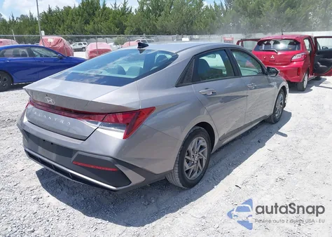 2024 Hyundai Elantra Sel from USA, damaged, VIN KMHLM4DGXRU640153